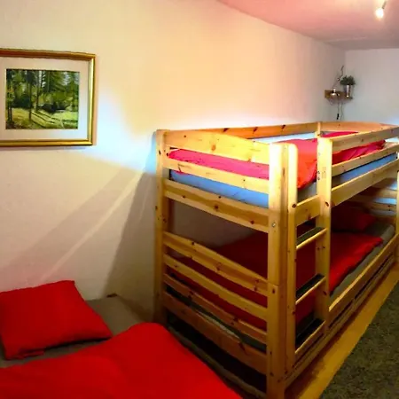 Mpa韦比尔村酒店 旅馆